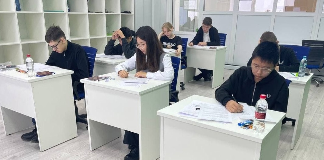 На площадке Центра развития одарённых детей проходит региональный этап всероссийской олимпиады школьников по астрономии.